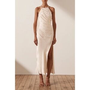 Elegant Cream Sleeveless Dress